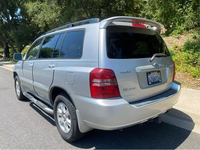 2001 toyota highlander base