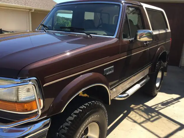 1992 eddie bauer edition mint ford bronco 5.0 v8. only 91,000 actual miles