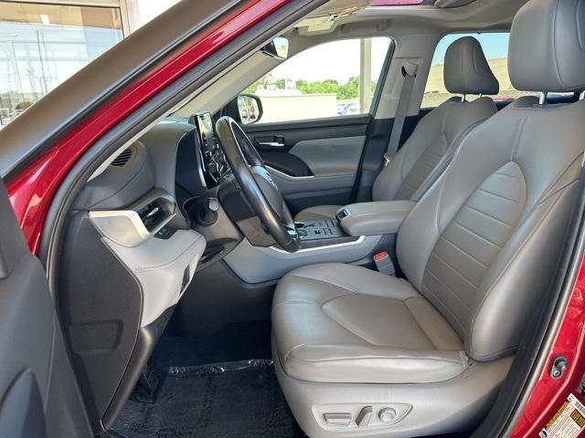2020 toyota highlander xle