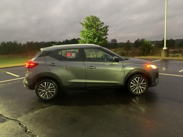 2021 nissan kicks sv