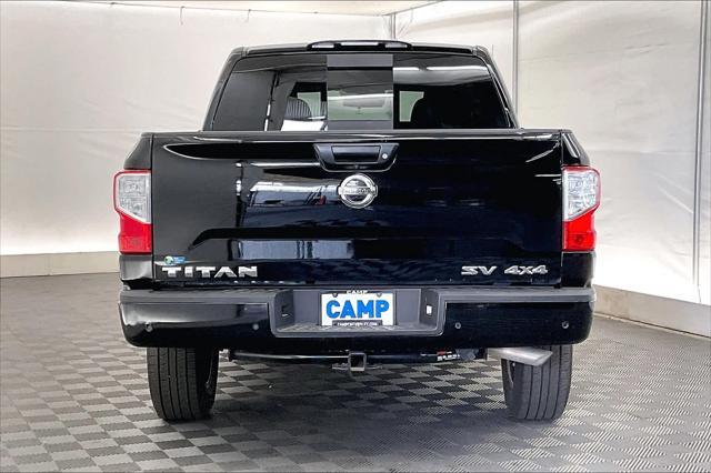 2021 nissan titan sv
