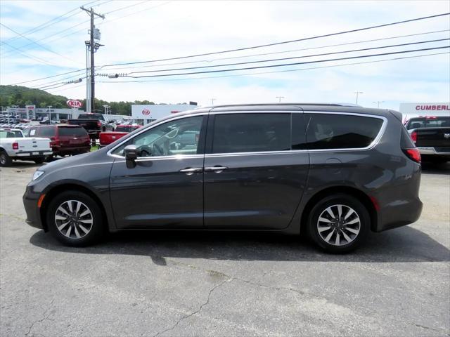 2021 chrysler pacifica touring l