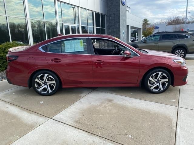 2022 subaru legacy limited
