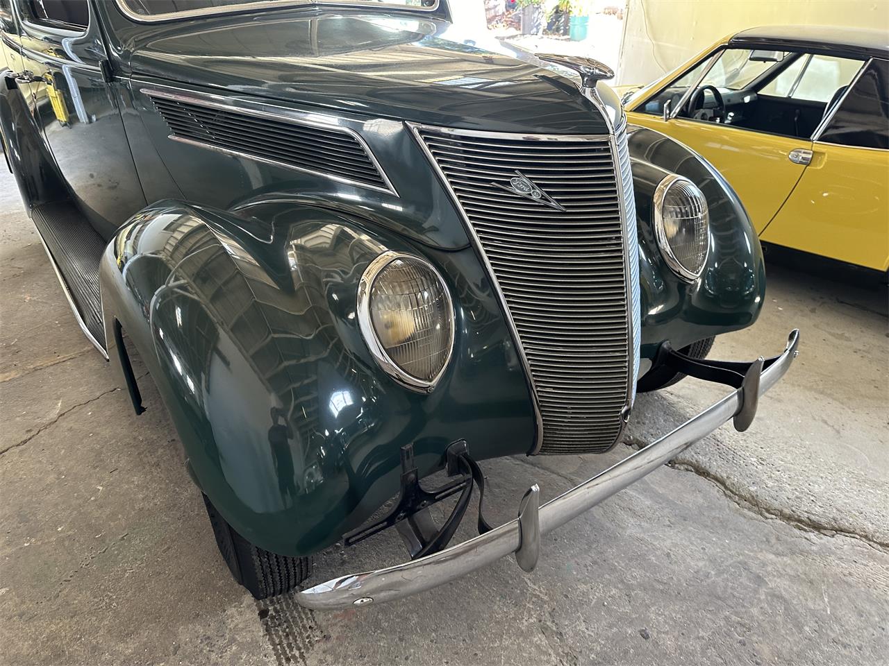 1937 ford deluxe