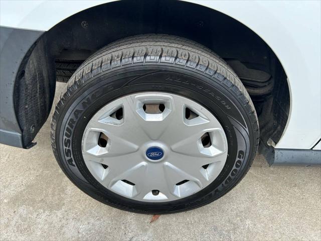2017 ford transit connect base