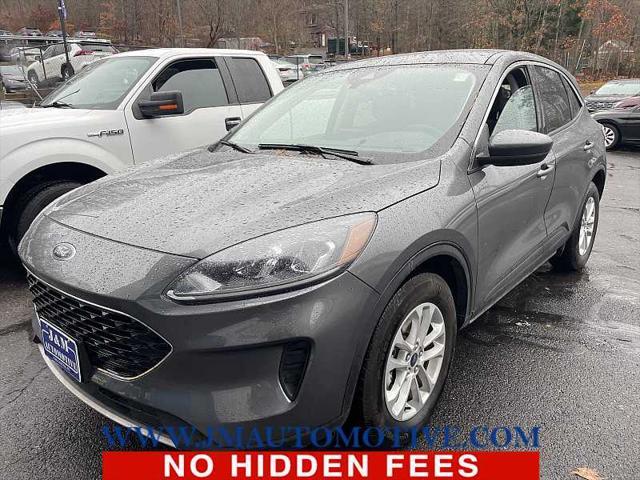 2021 ford escape se