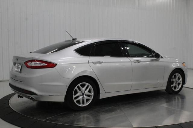 2013 ford fusion se