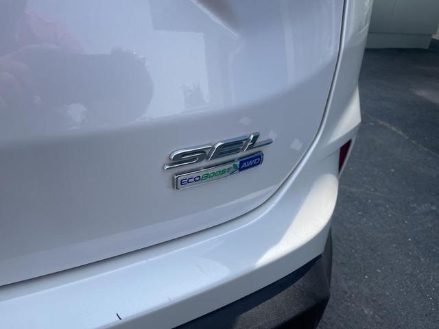 2019 ford edge sel