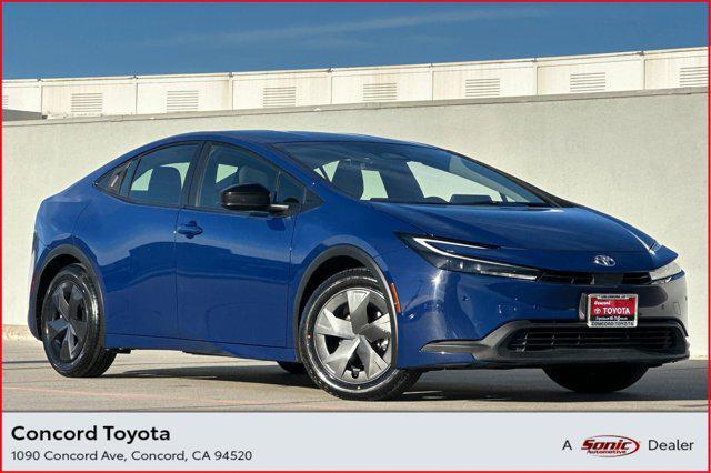 2023 toyota prius le