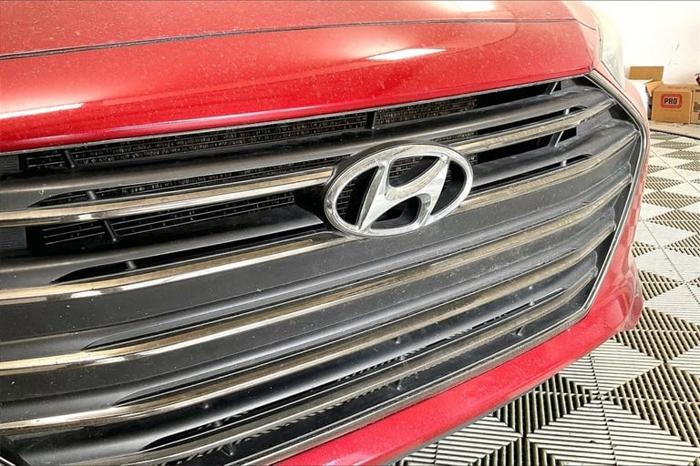 2017 hyundai elantra limited in mineral wells, mississippi