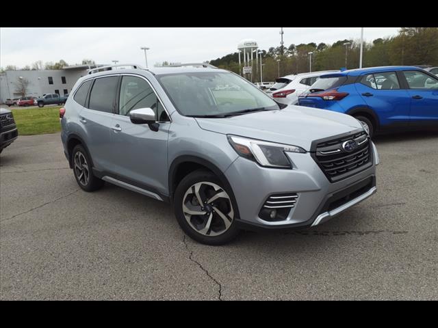 2022 subaru forester 2.5i touring