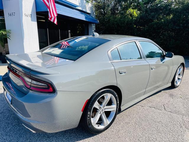 2017 dodge charger r/t