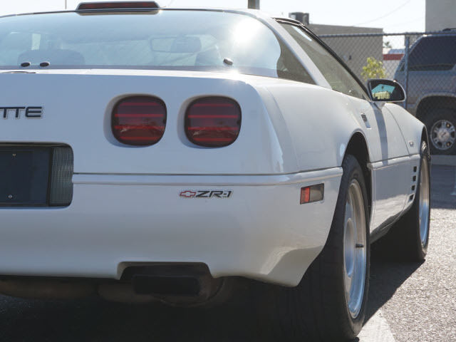1992 chevrolet corvette zr1 86764 miles white zr1 2dr hatchback manual