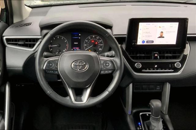 2023 toyota corolla cross le