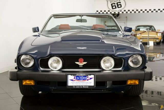 v8 volante auto convertible