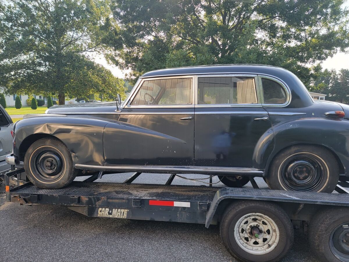 1954 mercedes 300b limousine