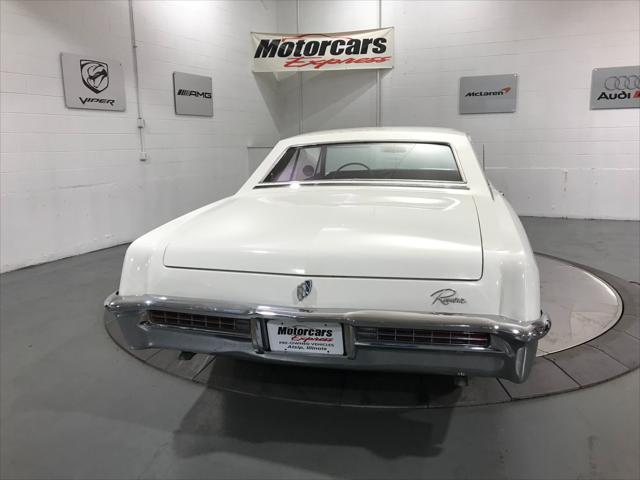 1965 buick riviera 2door