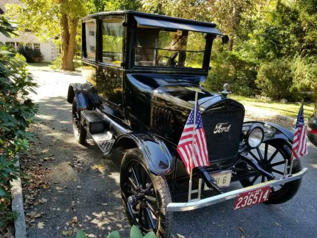 1924 ford model t tudor sedan