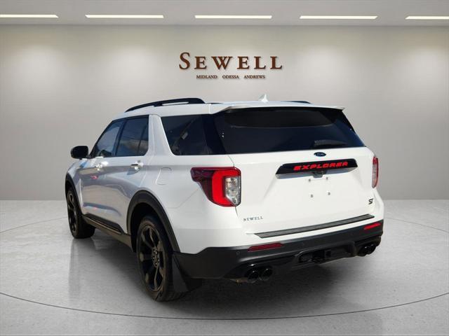 2023 ford explorer st