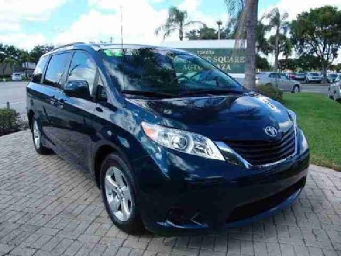 2012 toyota sienna le in coconut creek, fl