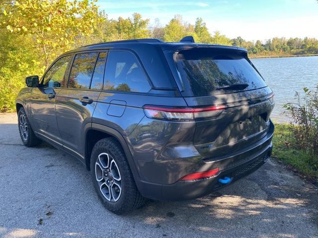 2023 jeep grand cherokee 4xe trailhawk