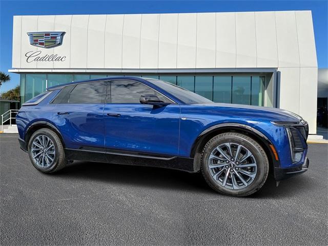 2024 cadillac lyriq sport