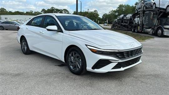 2024 Hyundai Elantra