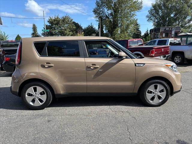 2016 kia soul base