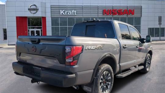2024 Nissan Titan pro-4x