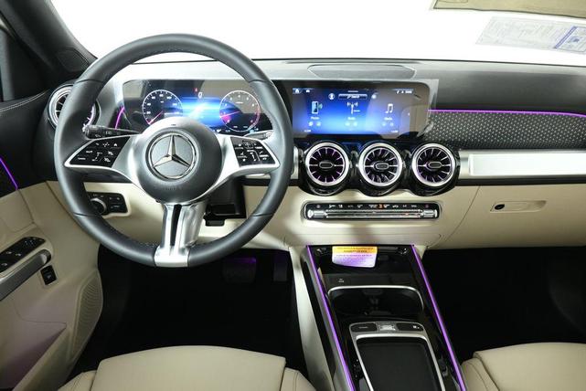 2025 mercedes-benz glb 250 base 4matic