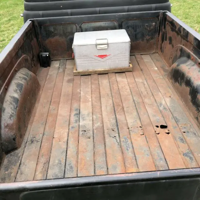 international harvester l-110 pickup truck