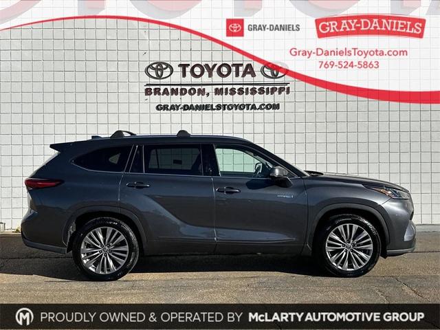 2021 toyota highlander hybrid platinum