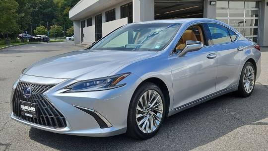 2022 Lexus ES