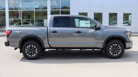 new 2024 nissan titan pro-4x crew cab 4wd