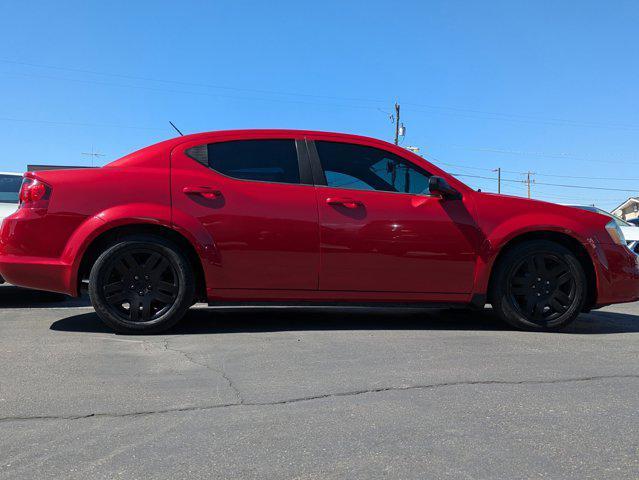 2013 dodge avenger se