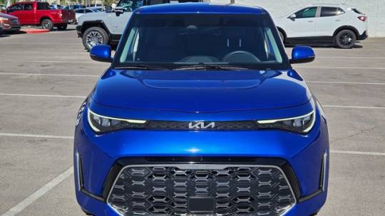 2023 kia soul gt-line