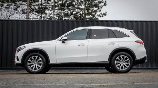 2025 Mercedes-Benz GLC
