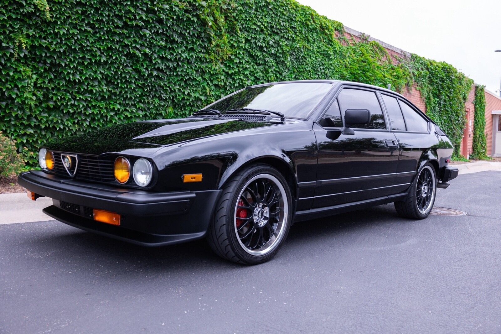 1986 alfa romeo gtv v6 2.5