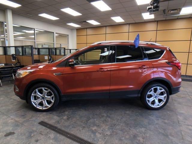 2019 ford escape titanium