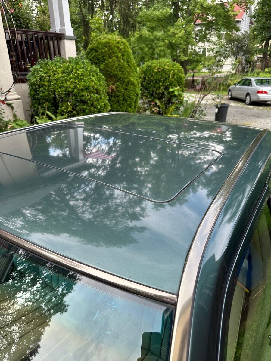 1993 mercedes-benz 190e sedan green rwd automatic e 2.3