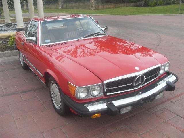 5.6l v8, both tops, protect-o-plate, cd, very low miles, excellent condition !!