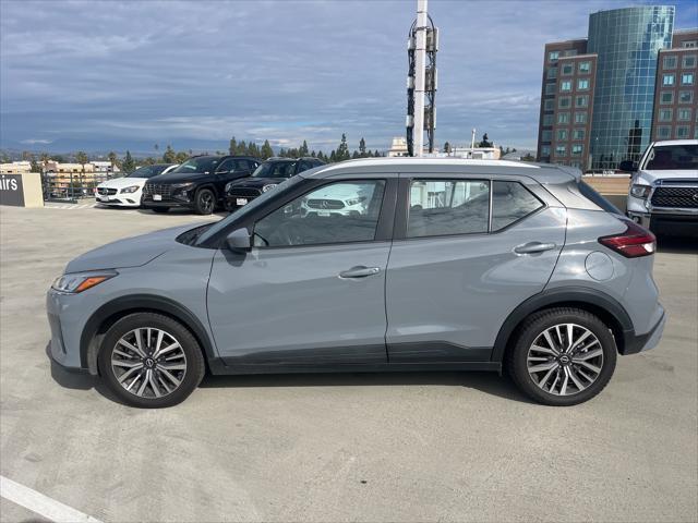 2022 nissan kicks sv
