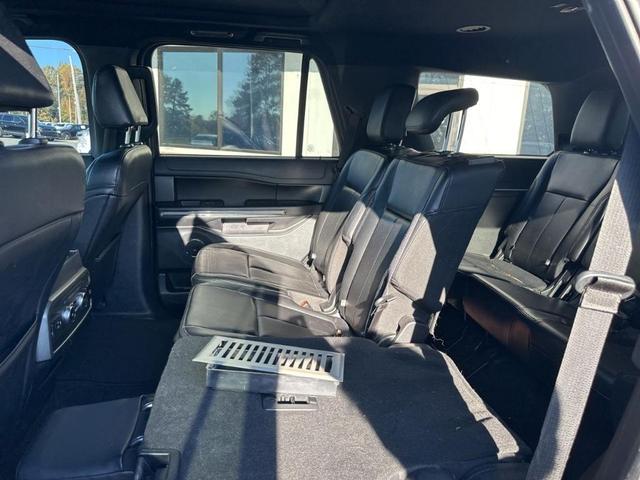 2021 ford expedition xlt