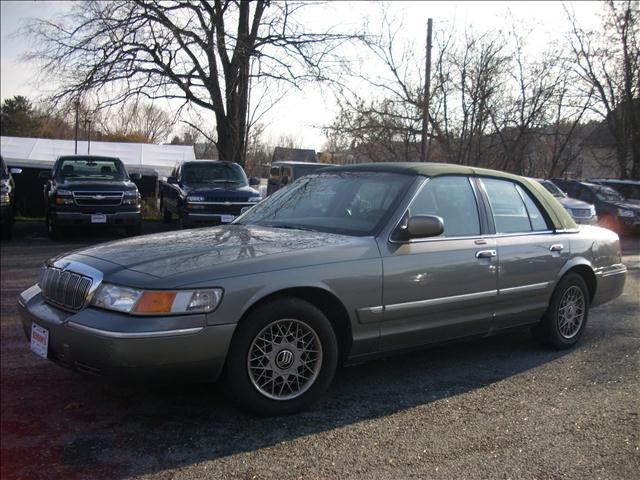 2001 mercury grand marquis gs for sale in ludlow, vermont