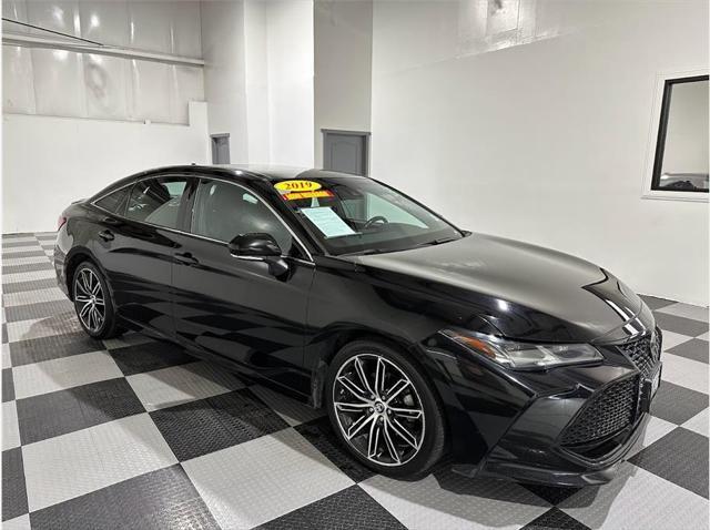 2019 toyota avalon touring