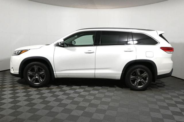 2017 toyota highlander limited platinum