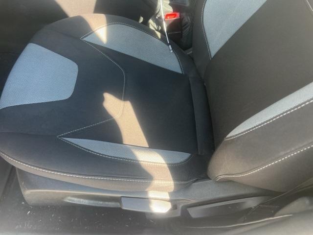 2017 ford focus st base