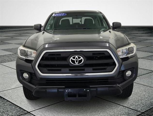 2017 toyota tacoma sr5