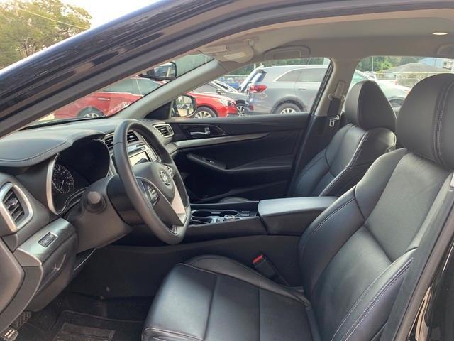 2020 nissan maxima in seffner, florida