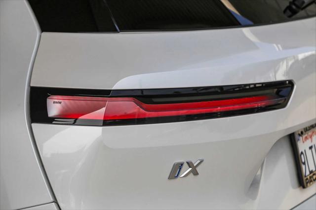 2025 bmw ix xdrive50